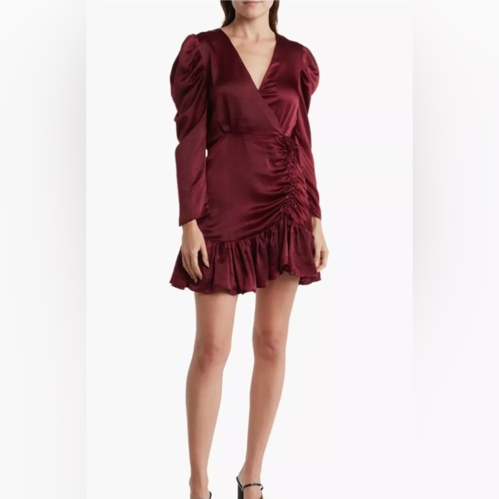 Steve Madden Nyla Dress Women’s Sleeve Scrunched Skirt Wine Color Mini Dress